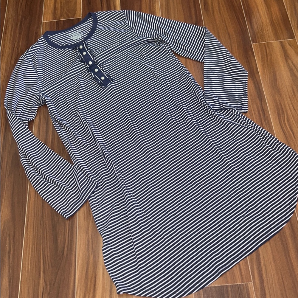 Medium Lauren Ralph Lauren sleep nightgown